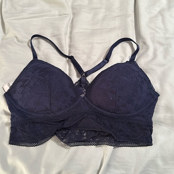 Victorias secret Lace Bralette-size L - Picture 1 of 3